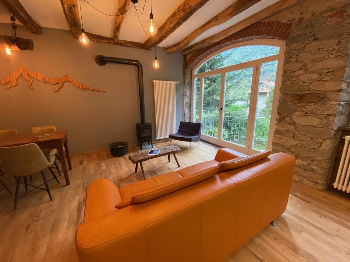 Mountain Cabin Valsesia Appartement Stella Варалло Екстер'єр фото