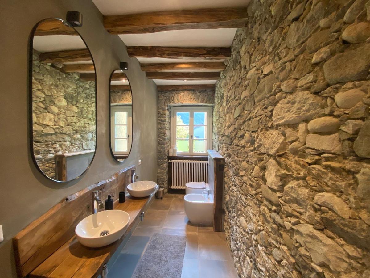 Mountain Cabin Valsesia Appartement Stella Варалло Екстер'єр фото