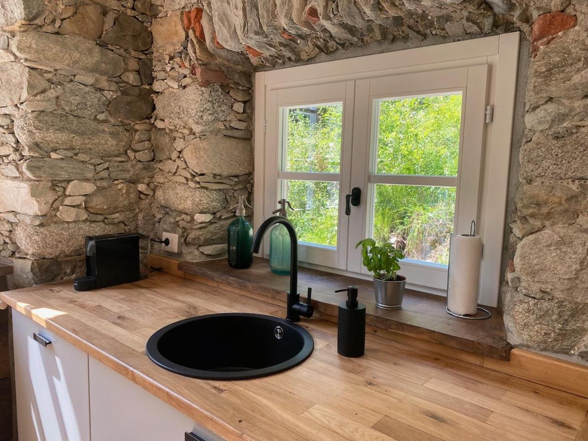 Mountain Cabin Valsesia Appartement Stella Варалло Екстер'єр фото